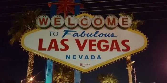 dark las vegas sign with lights turned off