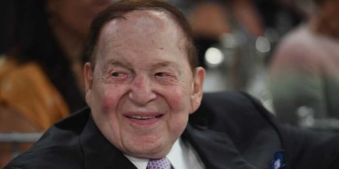 sheldon adelson smiling