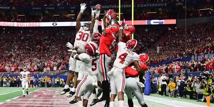 alabama vs georgia jump ball in the end zone